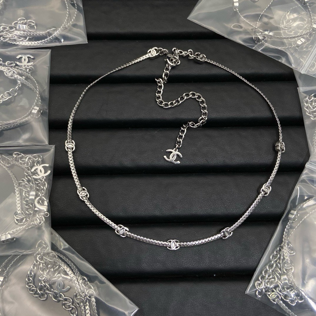 Chanel Necklace 038