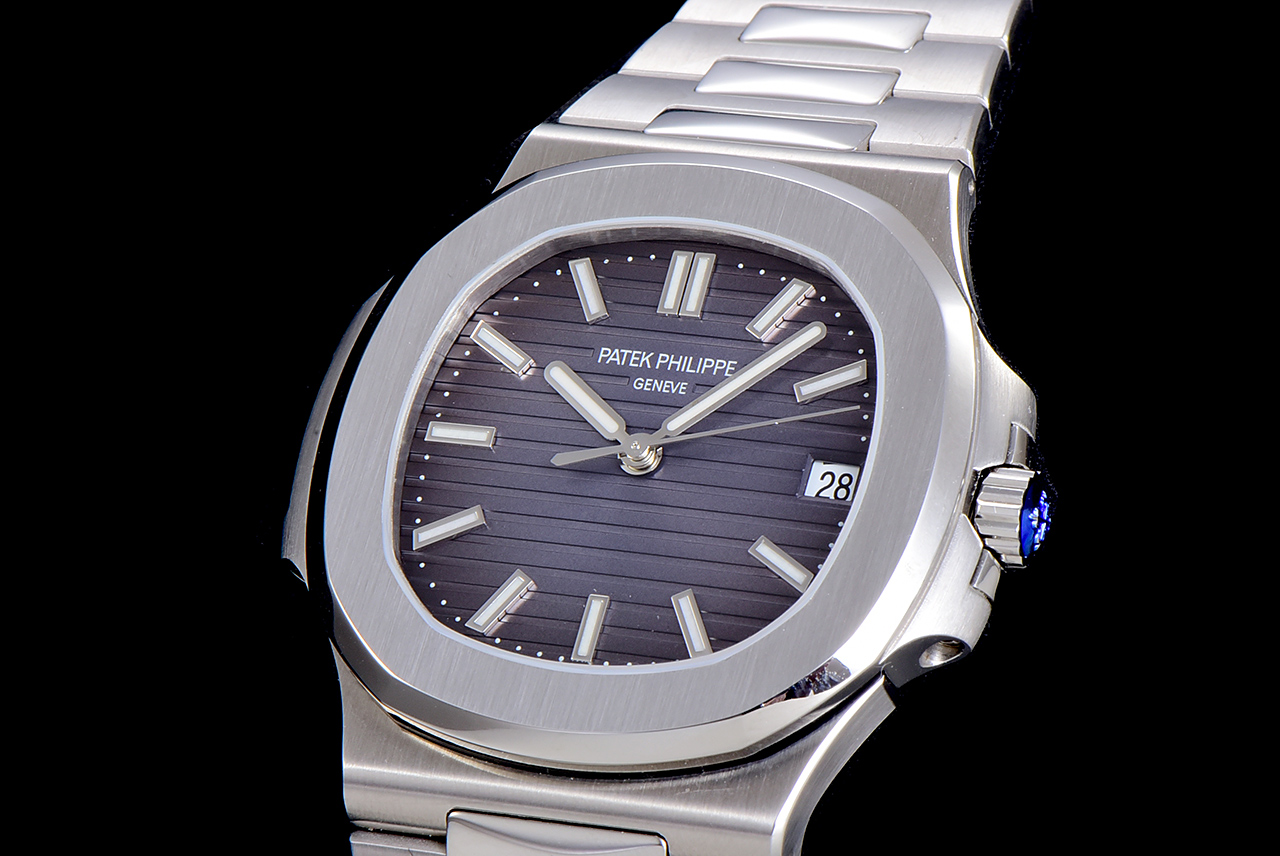 PATEK PHILIPPE NAUTILUS 5711 40mm