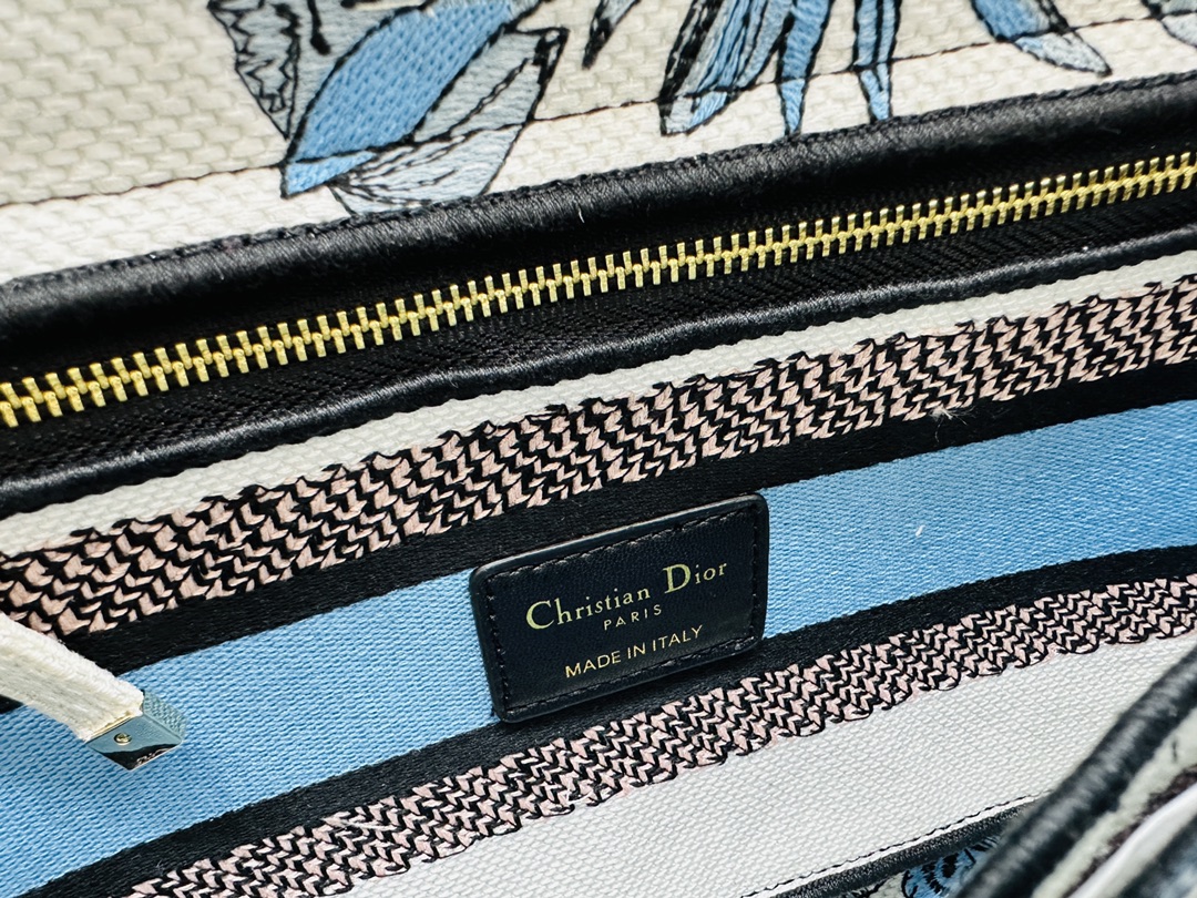 10A + top quality Dior Medium Lady D-Lite Bag 9920 DD003 24cm