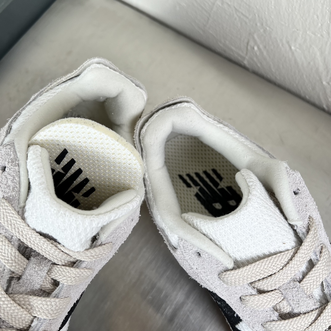 New Balance Sneakers SportsNB warped runner