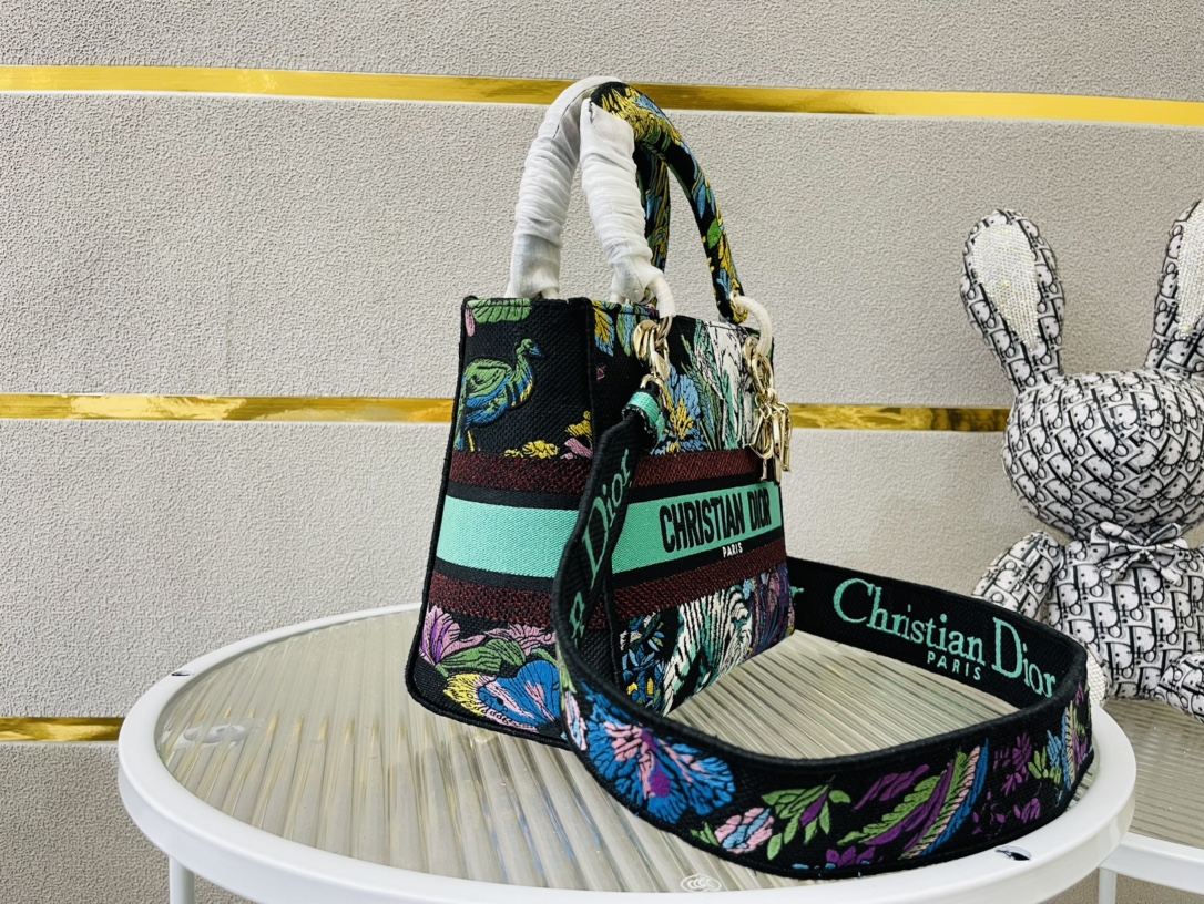 10A + top quality Dior Medium Lady D-Lite Bag 9920 DD003 24cm