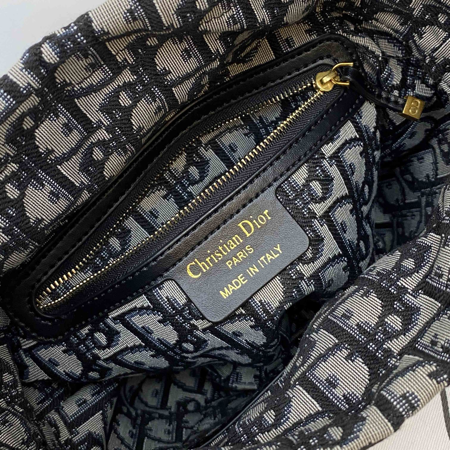Dior003 22PJ062