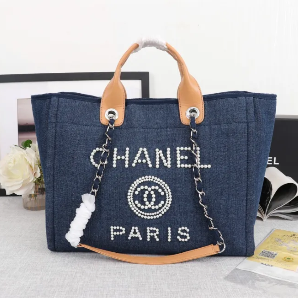 chanel610PYD022