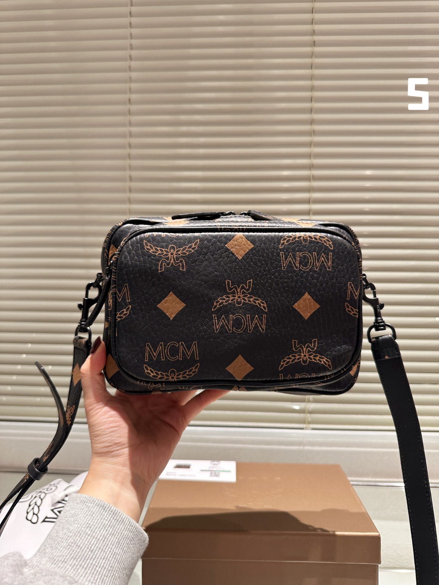 MCM Camera Bag 007 LLS061 24cm