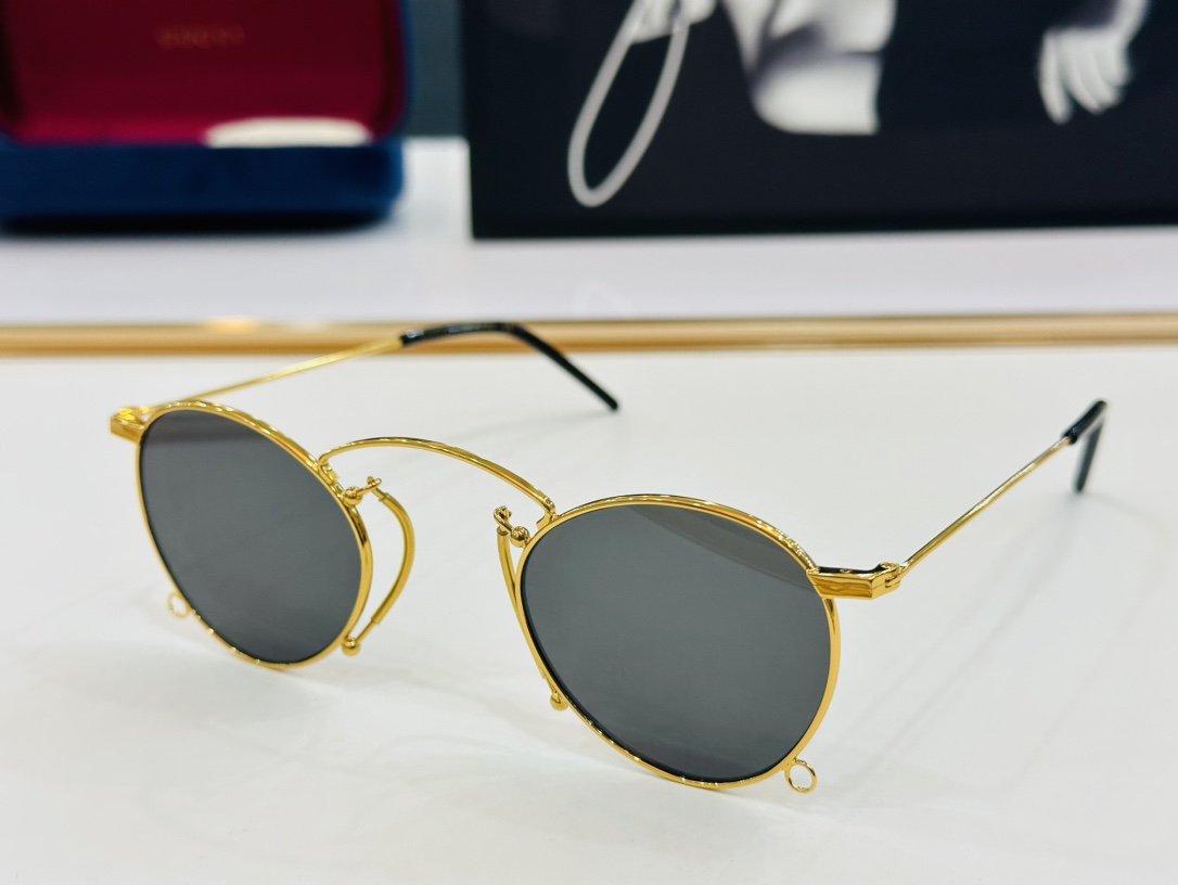 Gucci Sunglasses GG1034S SM061