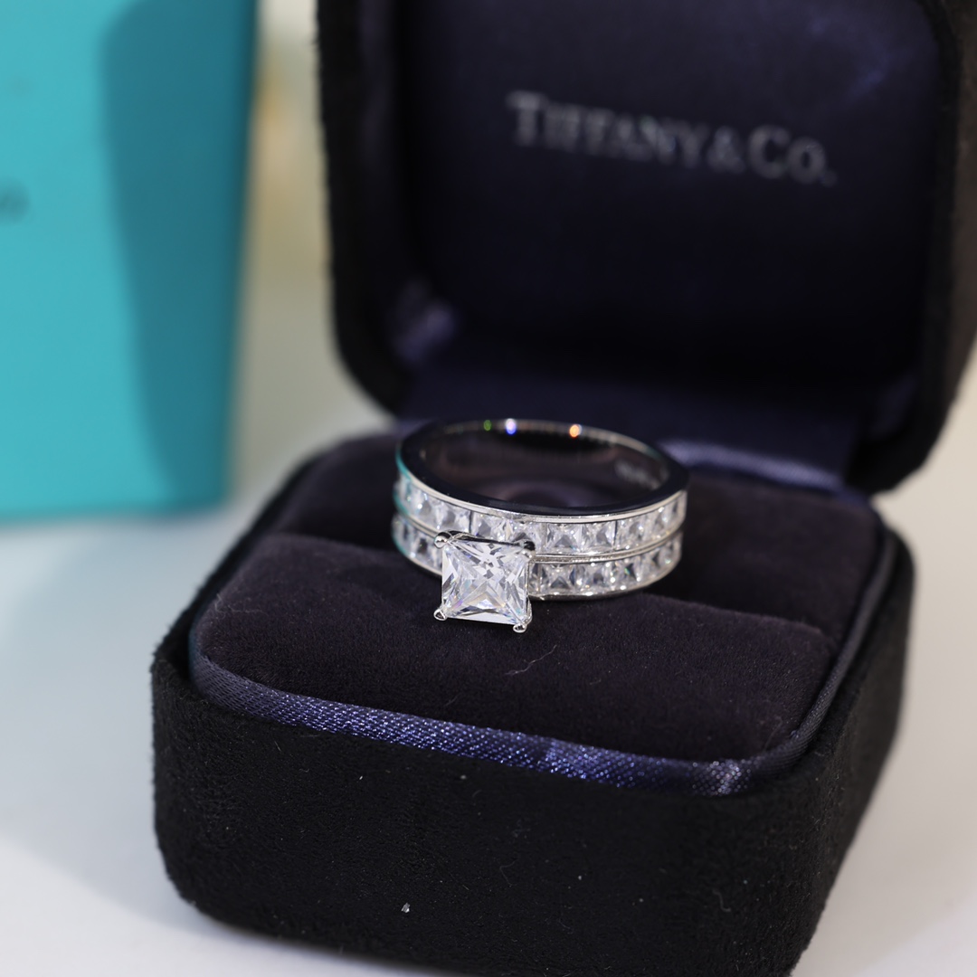 Tiffany & Co. Ring 007