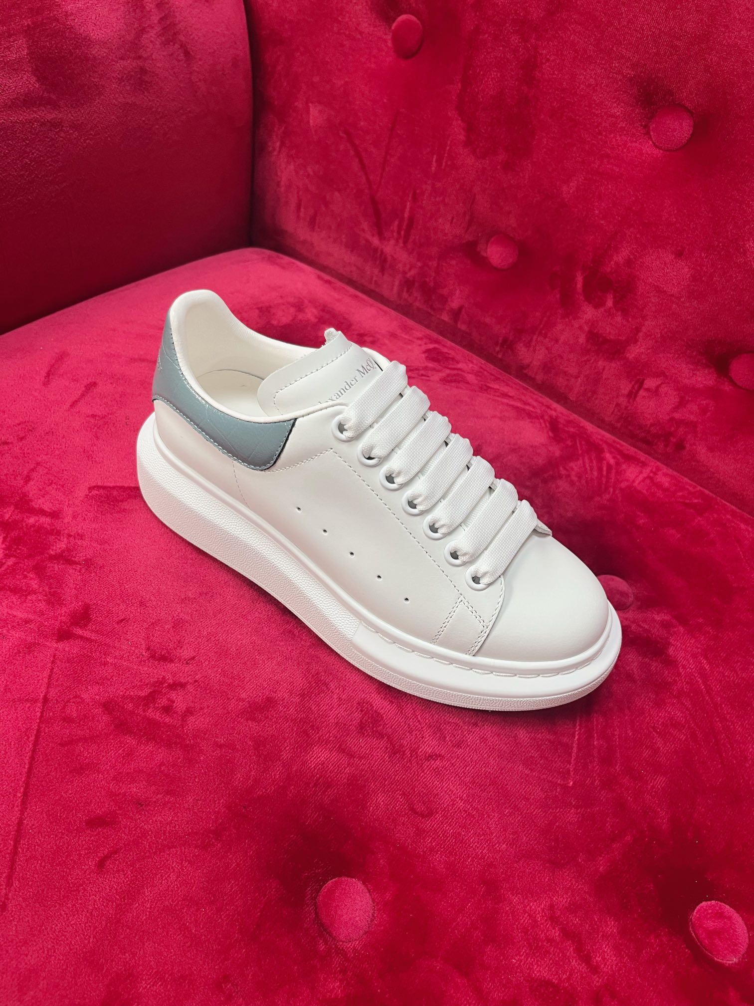 Alexander McQUEEN shoes 009 XM092