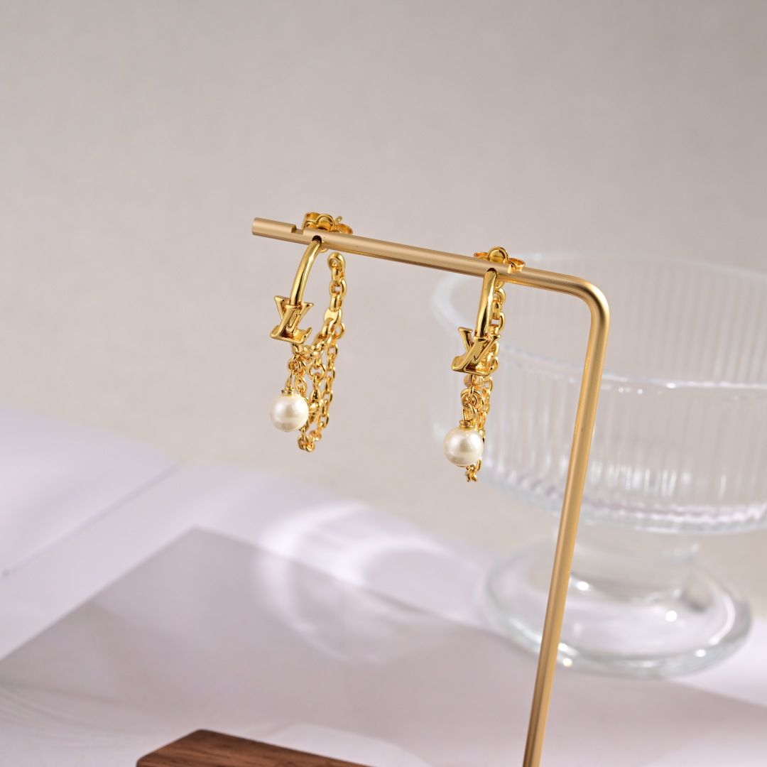 Louis Vuitton Jewelry Earring Pearl tassel