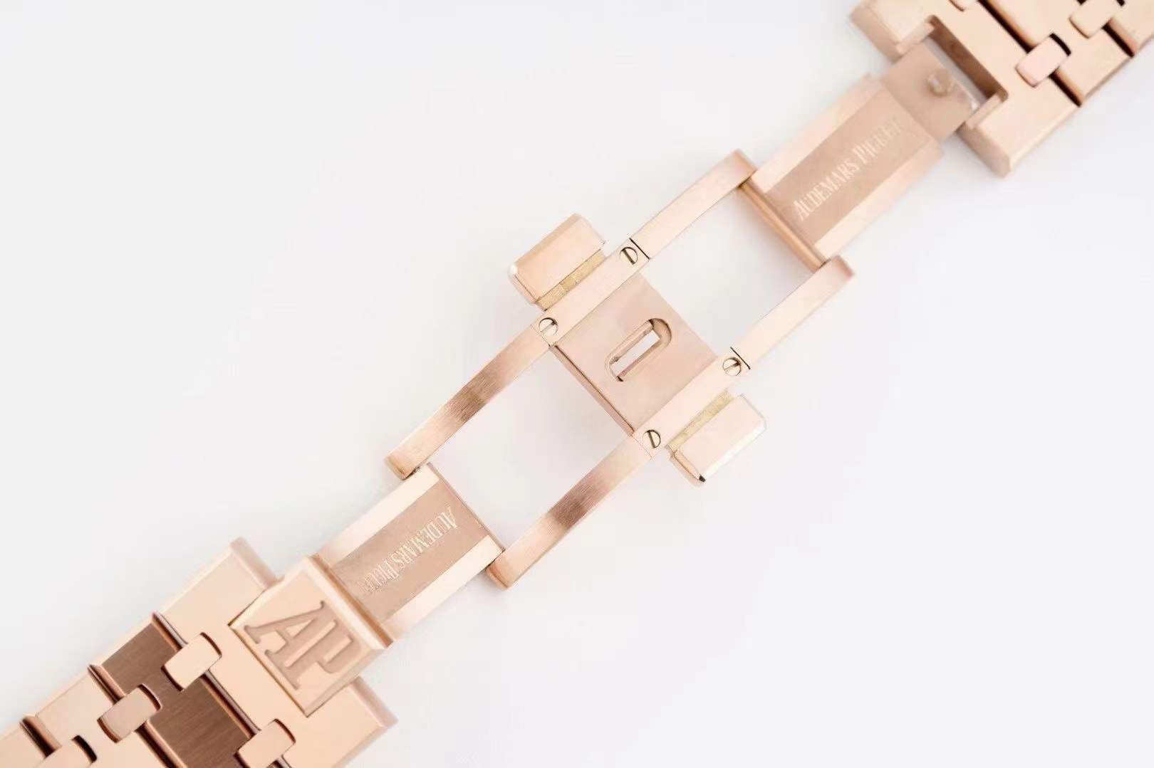 Audemars Piguet ROYAL OAK 26574 41mm