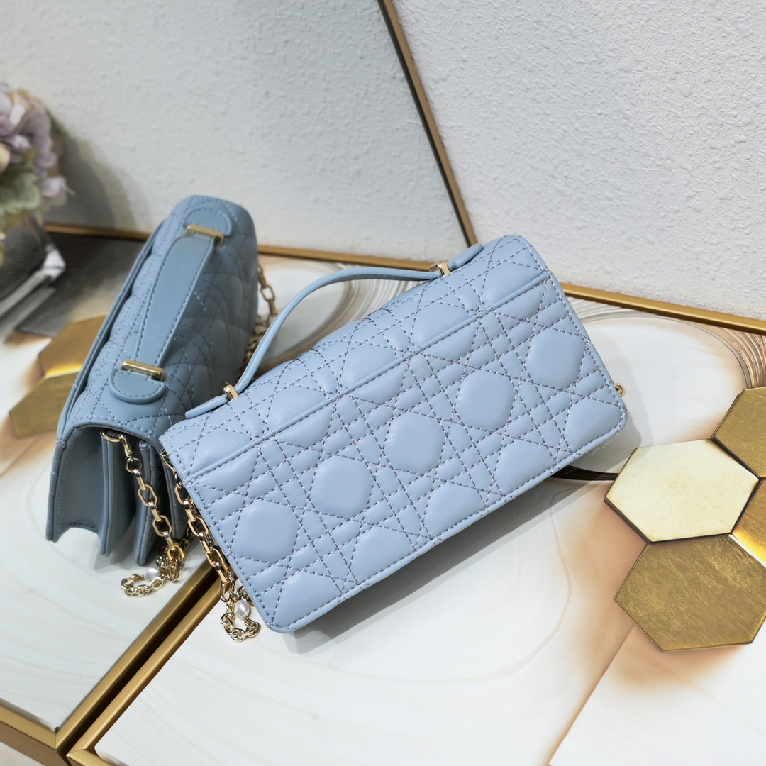 Miss Dior Mini Bag Blue sheep CD2023 XB071 21cm