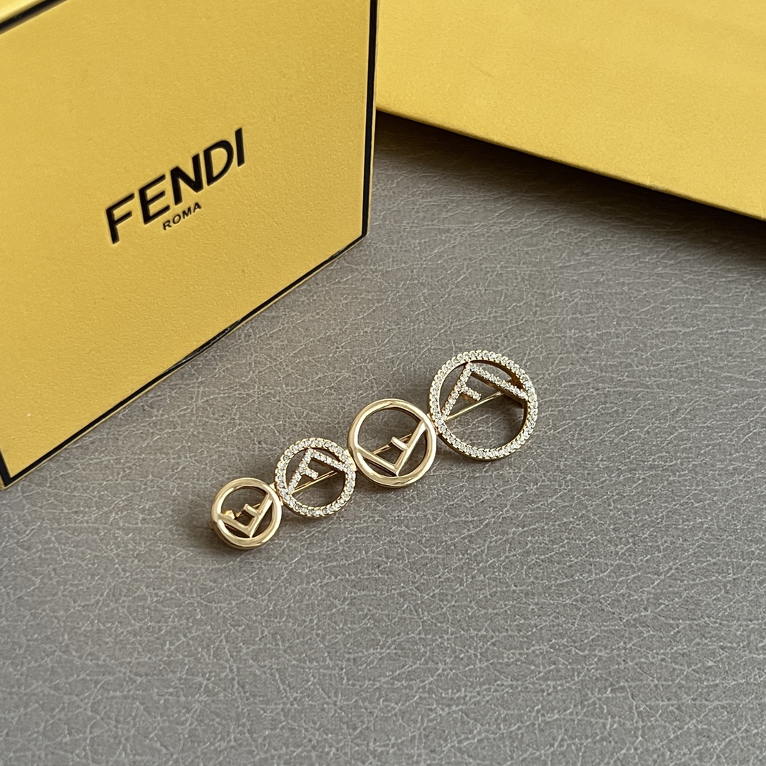 Fendi Jewelry Brooches letter four-ring velcro