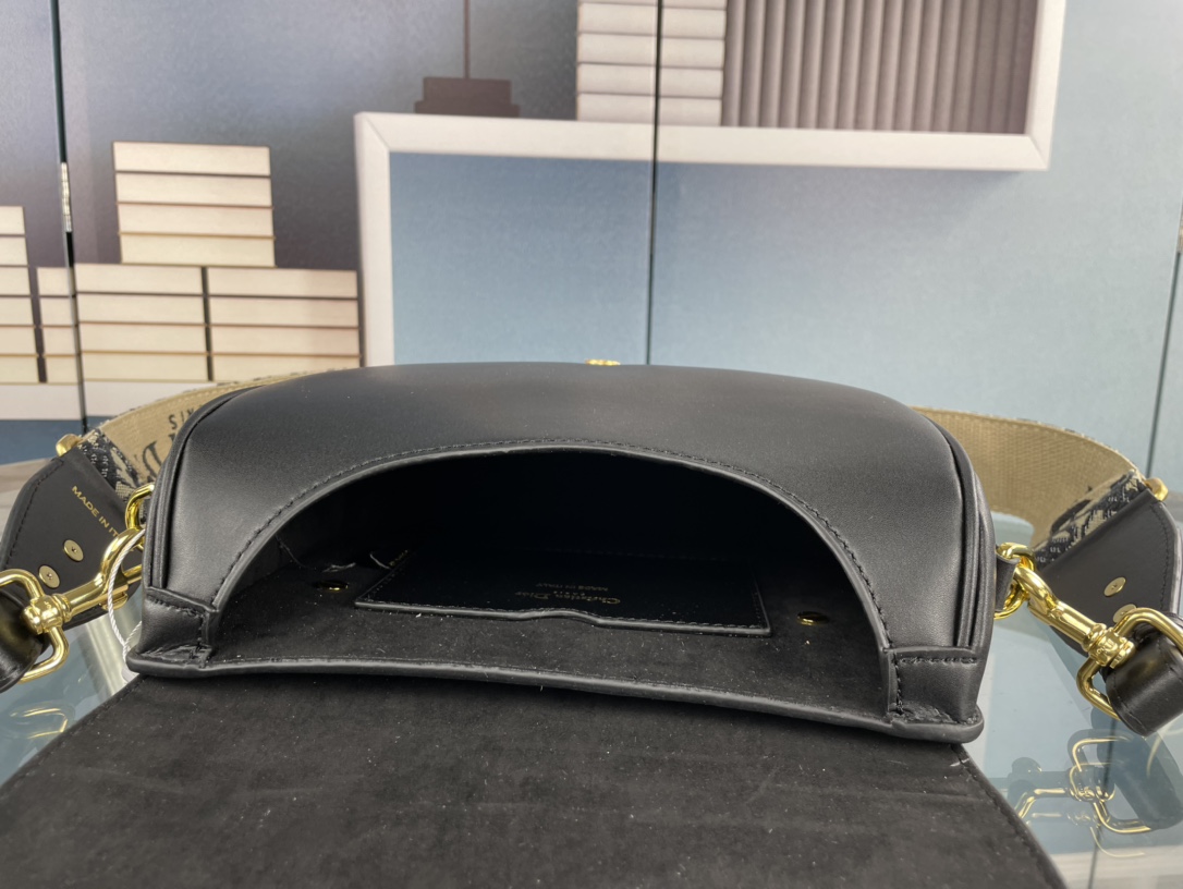 Large Dior Bobby Bag 9317 LM012 23cm