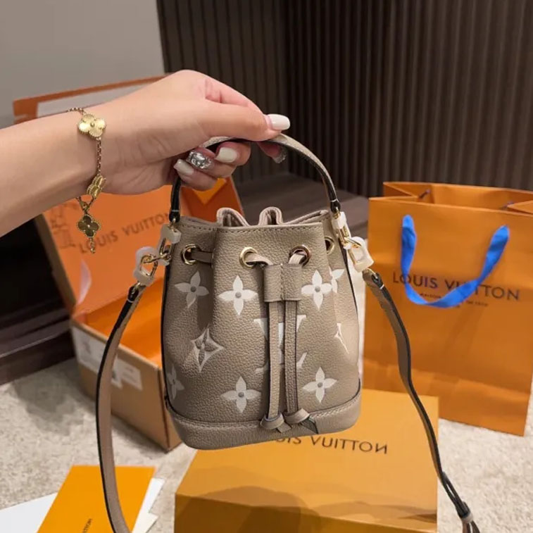 LV Nano Noé Bag 072 DB542 16cm