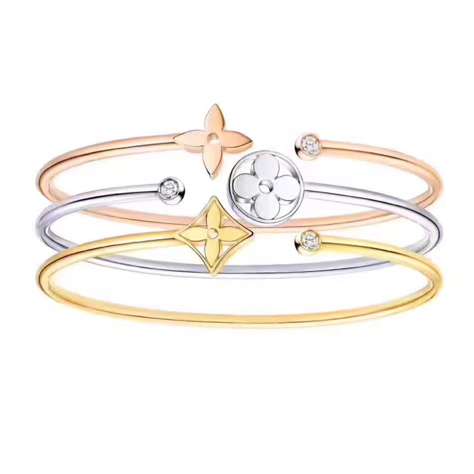 Louis Vuitton Jewelry Bangle 3 delicate flowers can bloom together