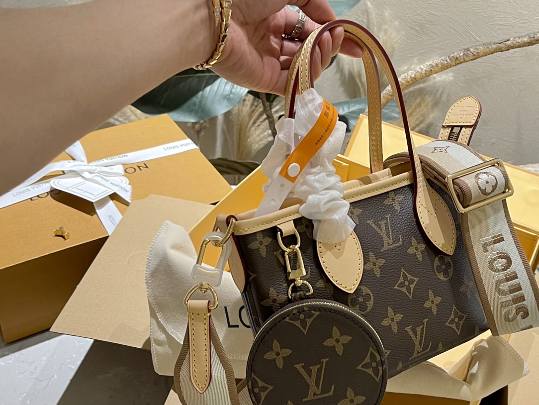 LV Neverfull BB Tote 46705 LLS002 24cm