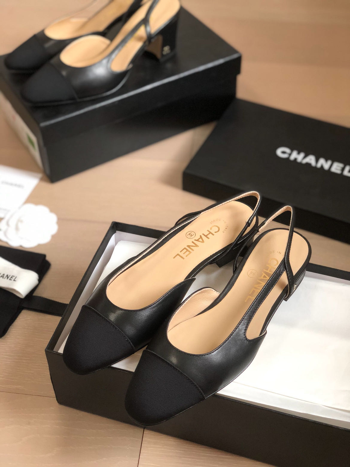 Chanel shoes 064 XM092