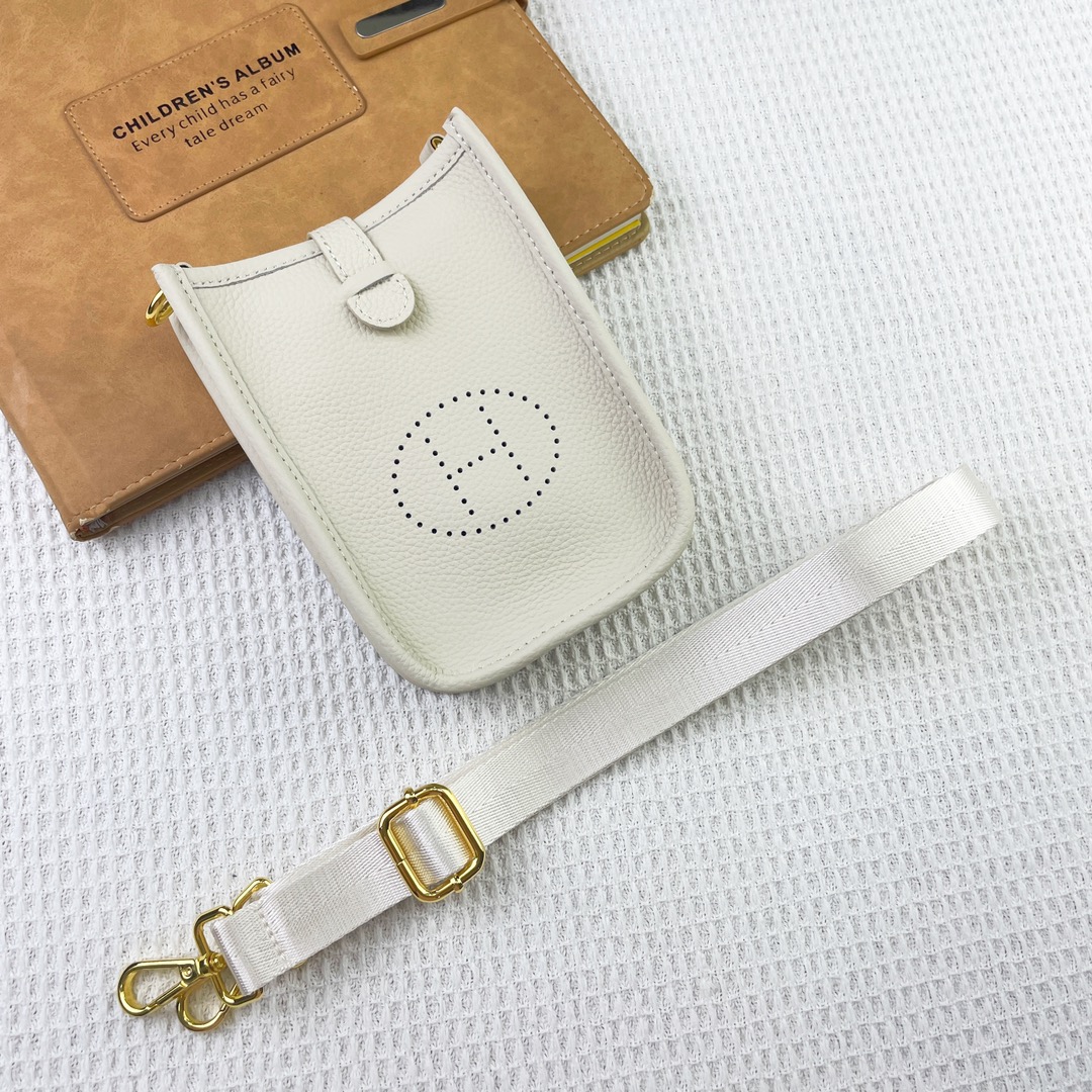 Hermès Shoulder Bag