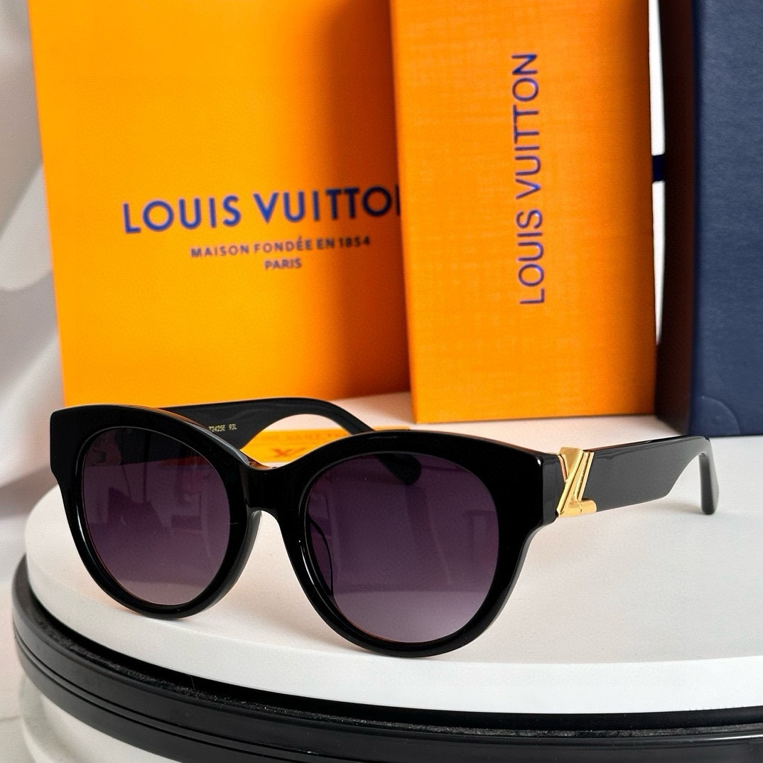 LV Sunglasses Z2423E SM021