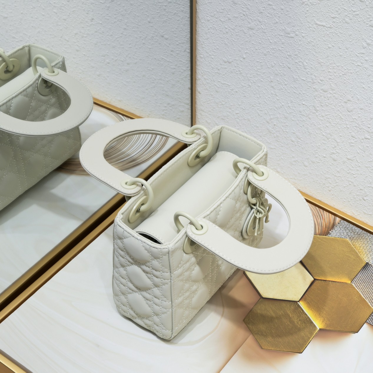 Mini Lady Dior Bag White Matte 2022 LM051 17cm