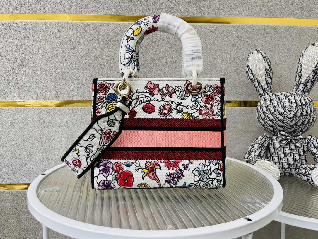 10A + top quality Dior Medium Lady D-Lite Bag 9920 DD003 24cm