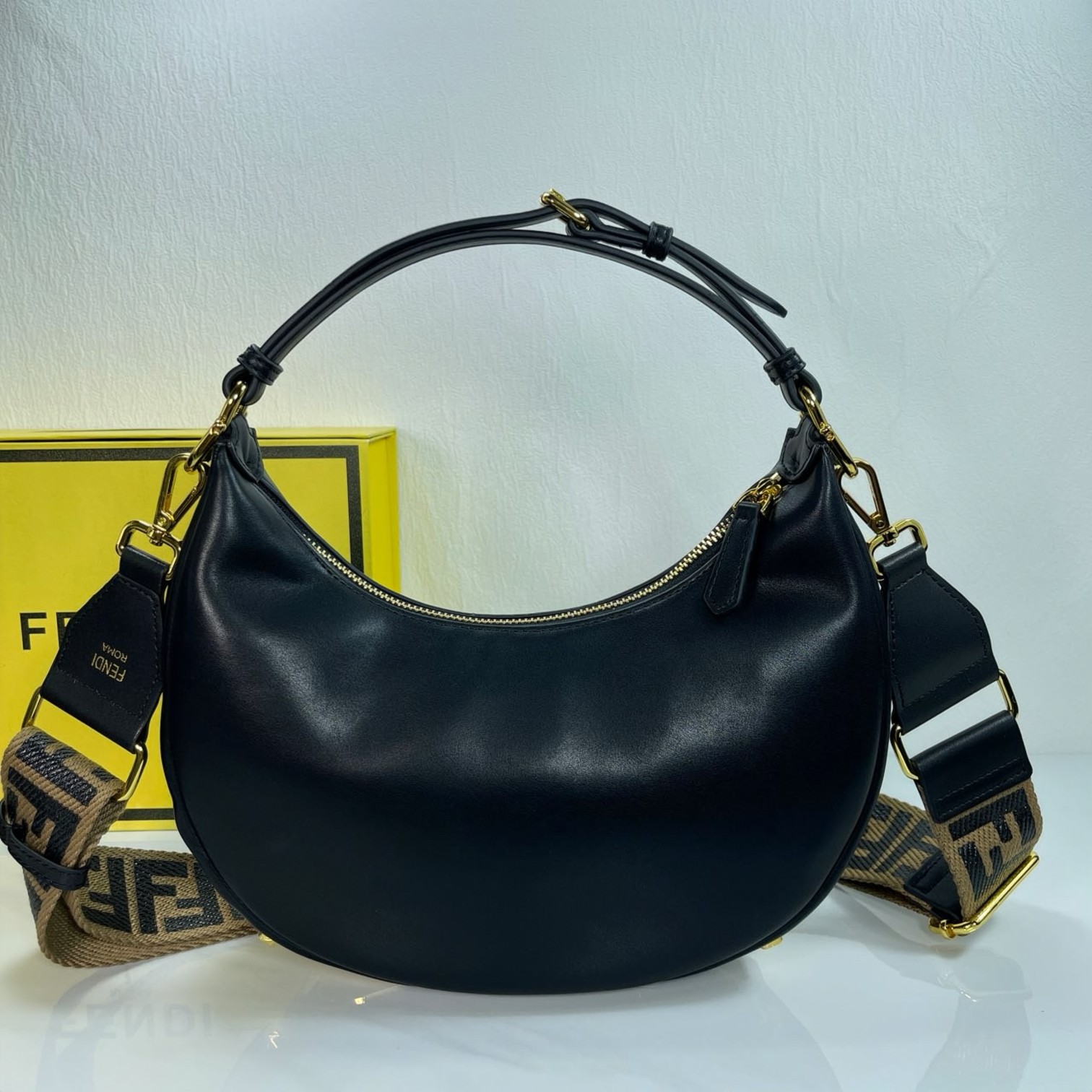 Fendi Bag Top Handle Bag 6388