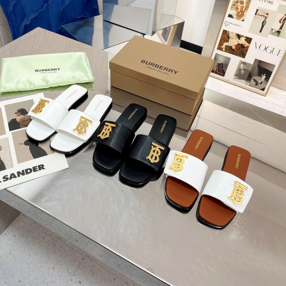 Burberry Shoes Ladies' Favorite Flat-bottomed ladies' Slippers