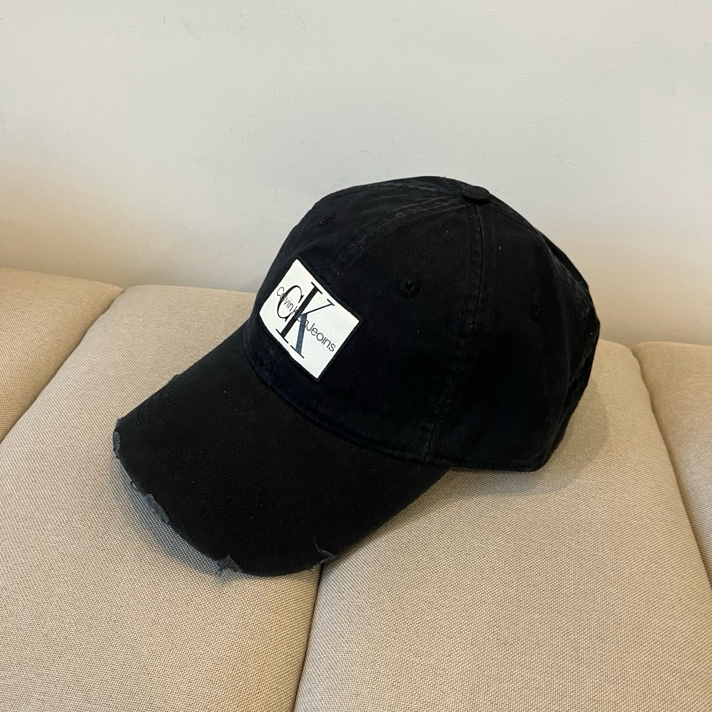 CK Hat Labeled Logo Baseball Cap Accessories