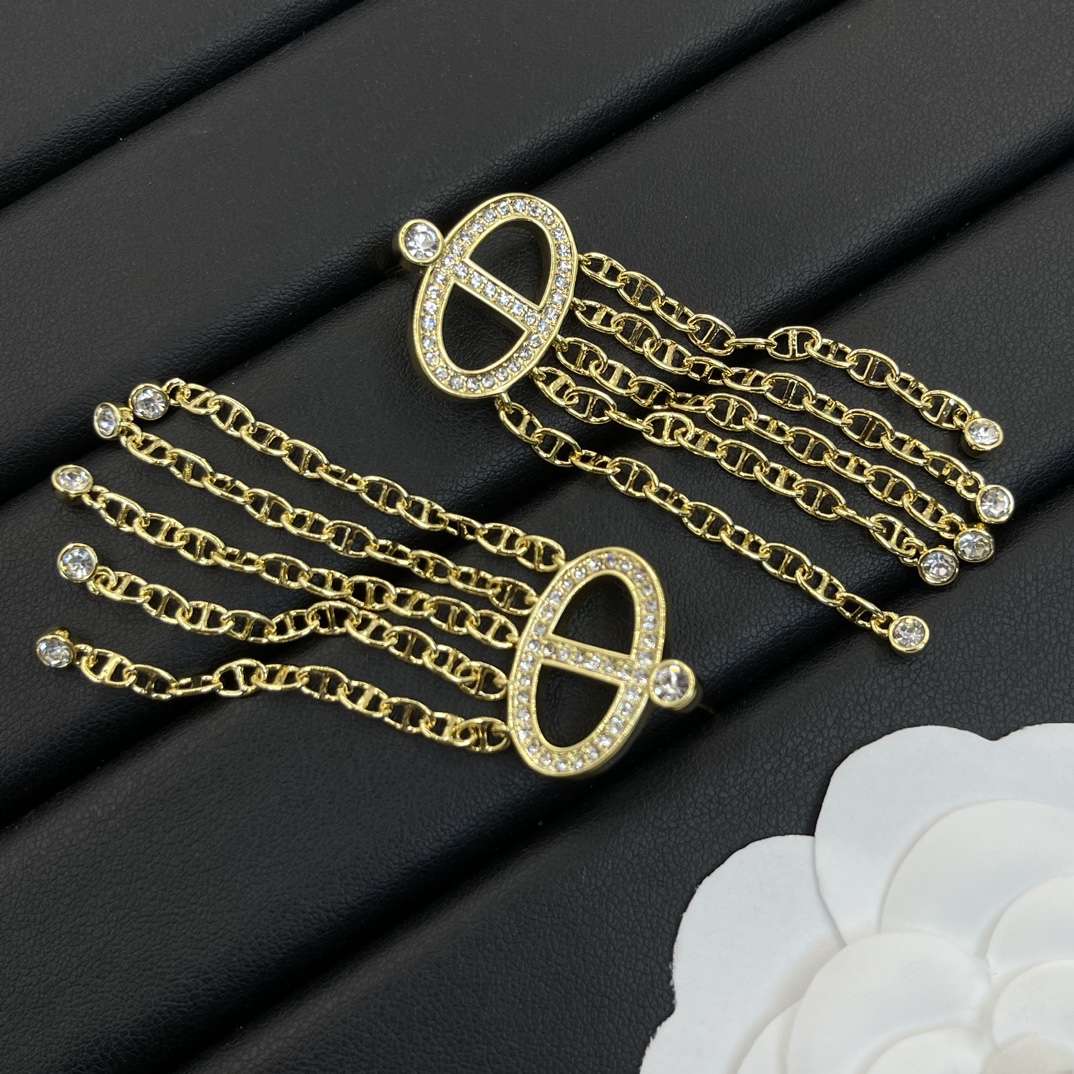 Hermes Earring Jewelry pig nose tassel