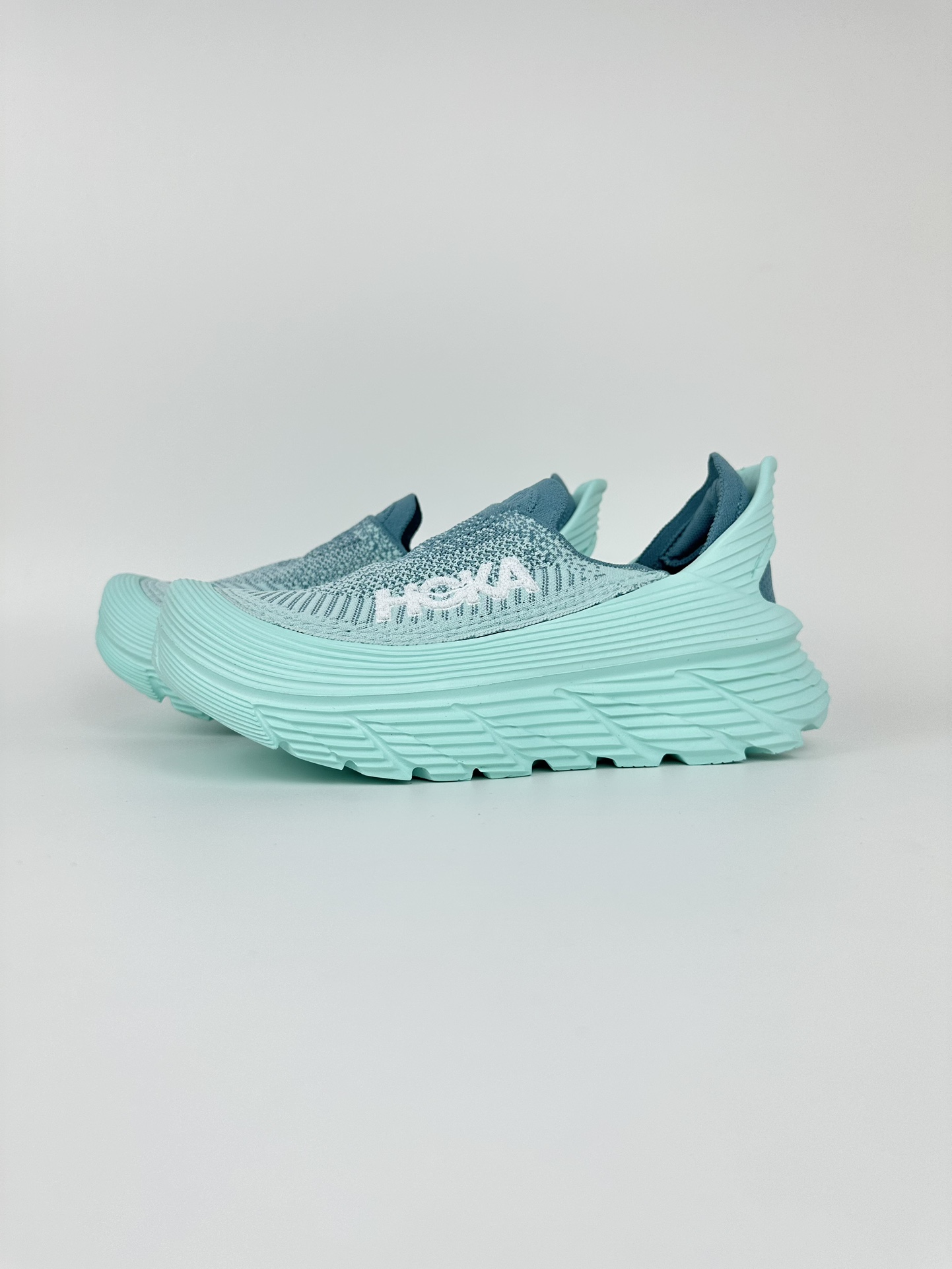 Hoka Sneakers Sports shoes ONE ONE Restore TC