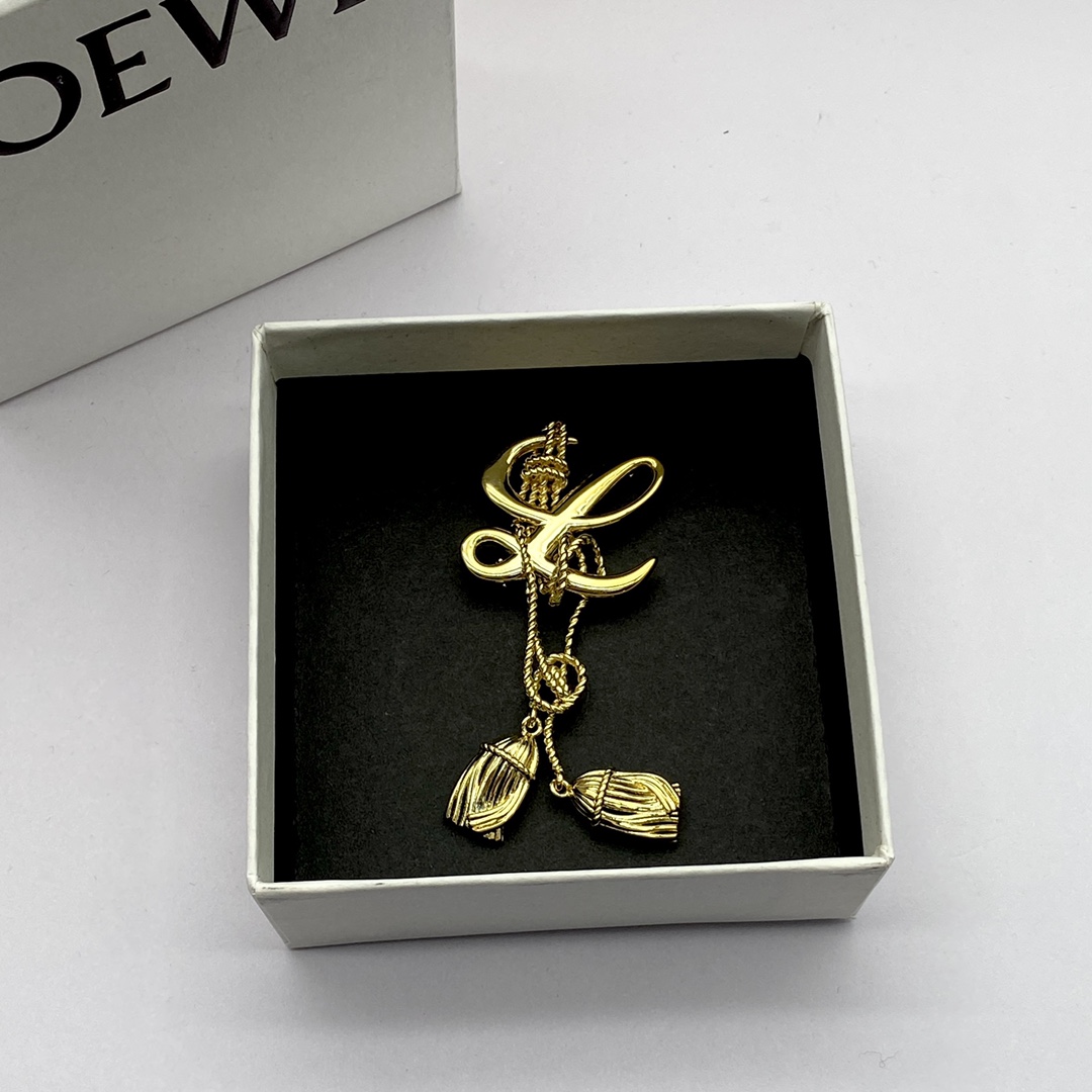 Loewe Jewelry Brooches L 3D Tassel Pendant Brooch