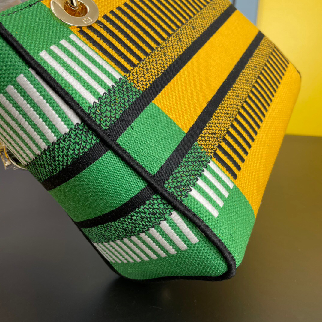 10A + top quality Dior Medium Lady D-Lite Bag M0565 LM003 24cm