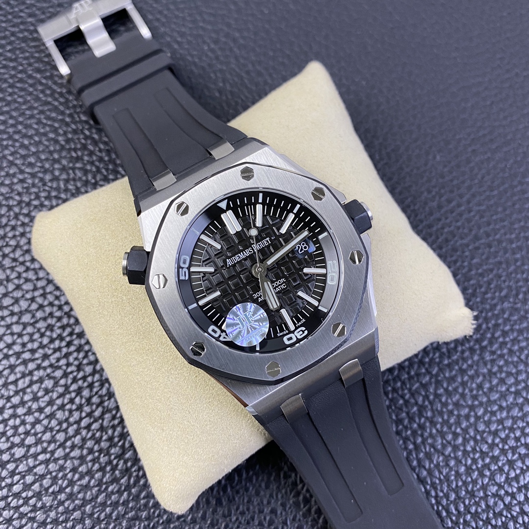 Audemars Piguet ROYAL OAK OFFSHORE 15703 42mm