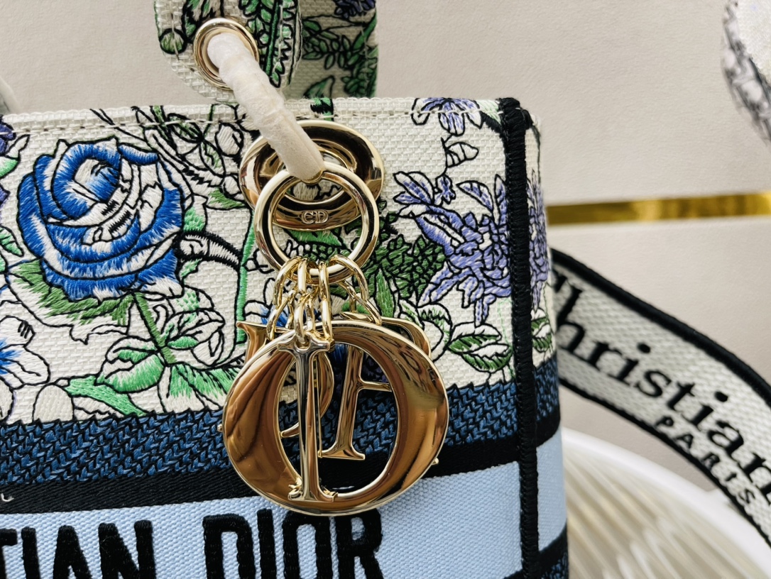 10A + top quality Dior Medium Lady D-Lite Bag 9920 DD003 24cm