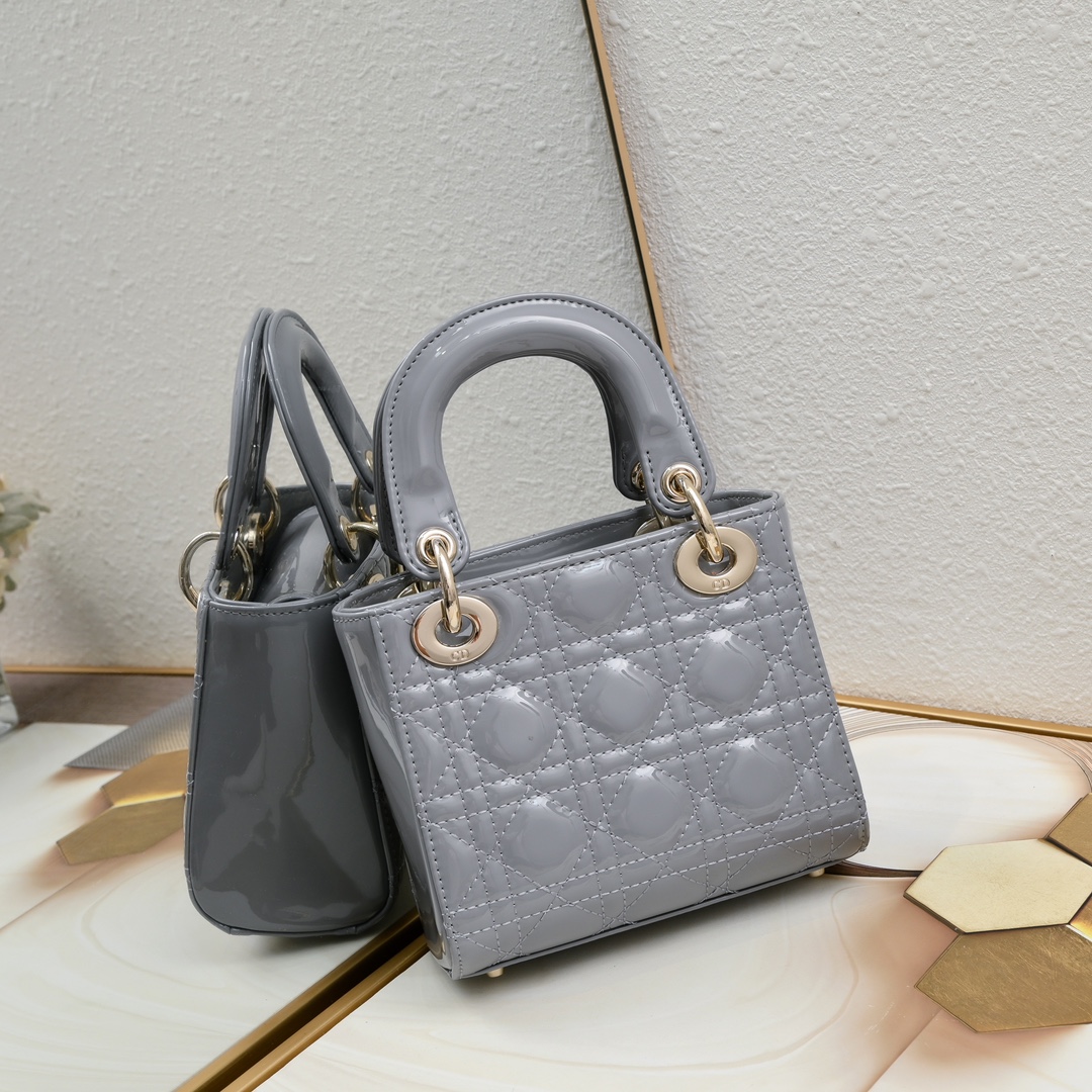 Mini Lady Dior Bag Grey patent leather CD2025 XB071 17cm
