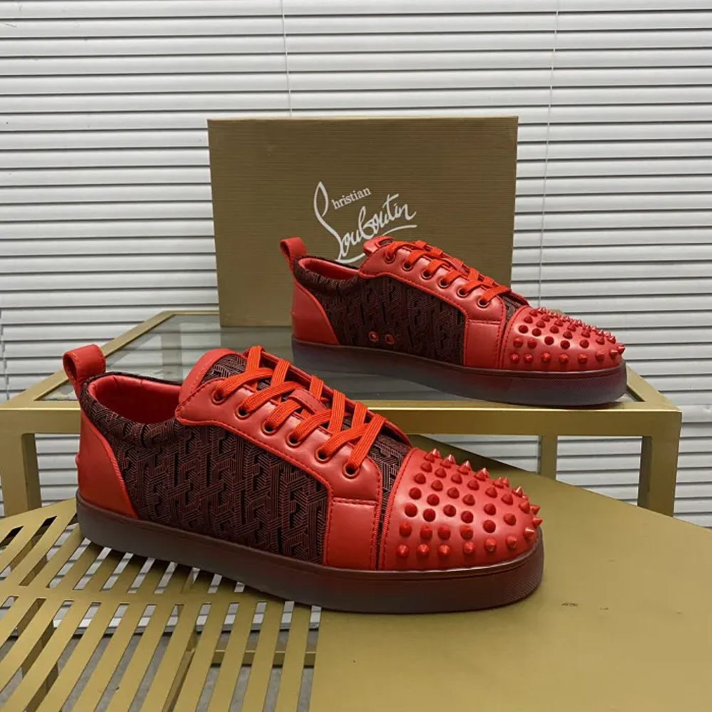 Christian Louboutin 028 Casual shoes HL003