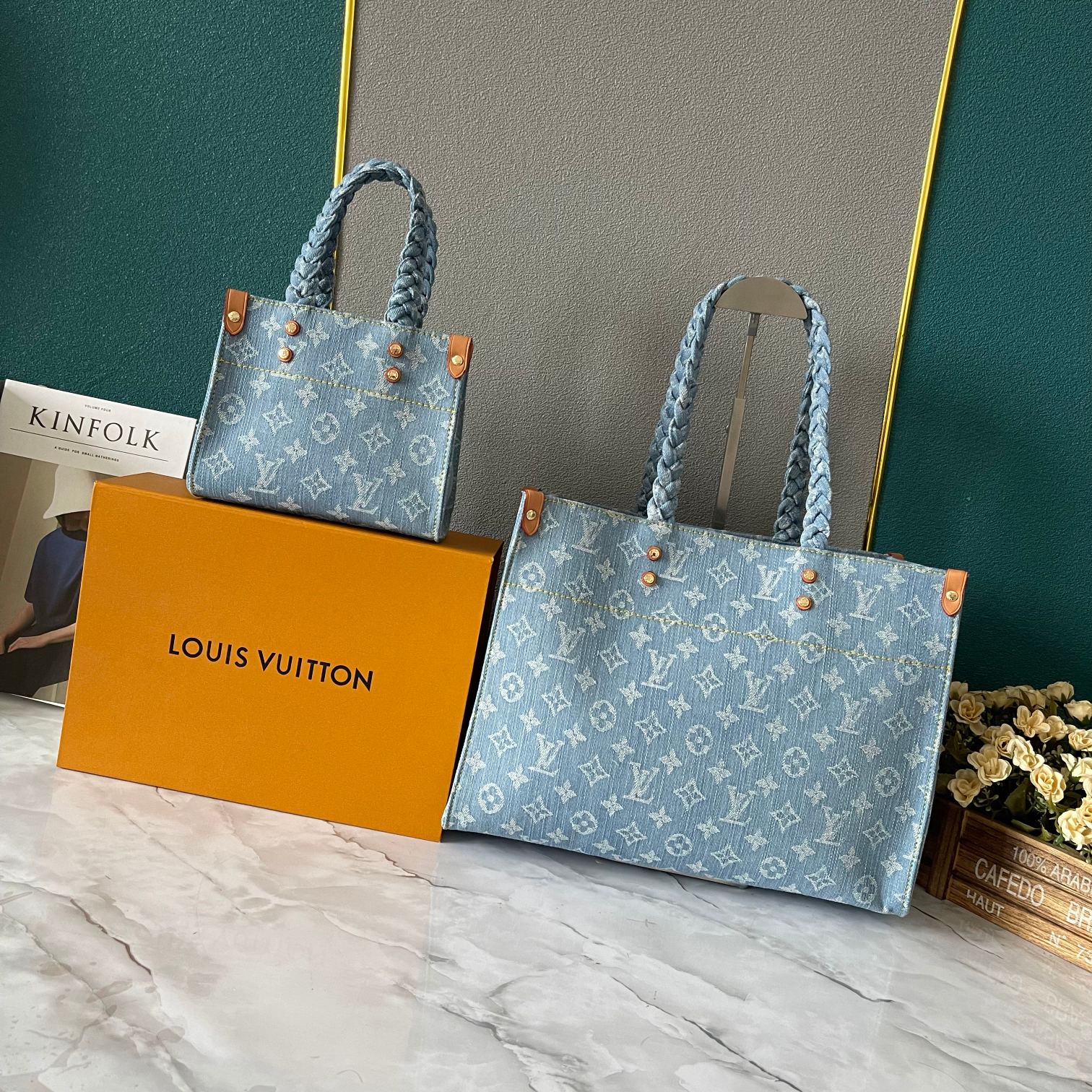 LV Onthego Bag M47054 LM051071 18-35cm