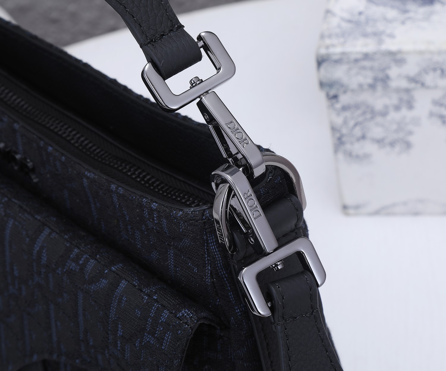 Mini Saddle Soft bag Black print 1090 XB002 24cm