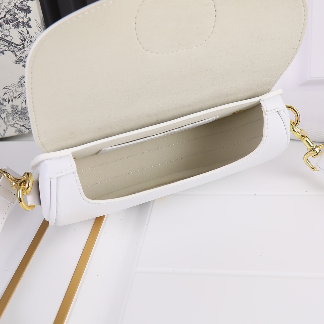 Dior Bobby East-West Bag White 2012 XM071 22cm