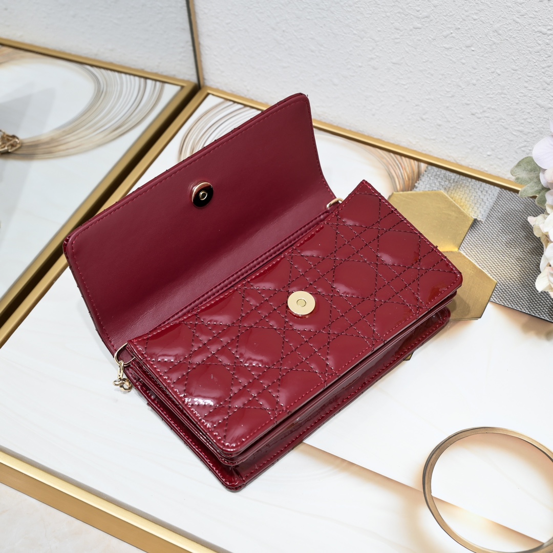 Miss Dior Mini Bag Red patent leather CD2023 XB071 21cm