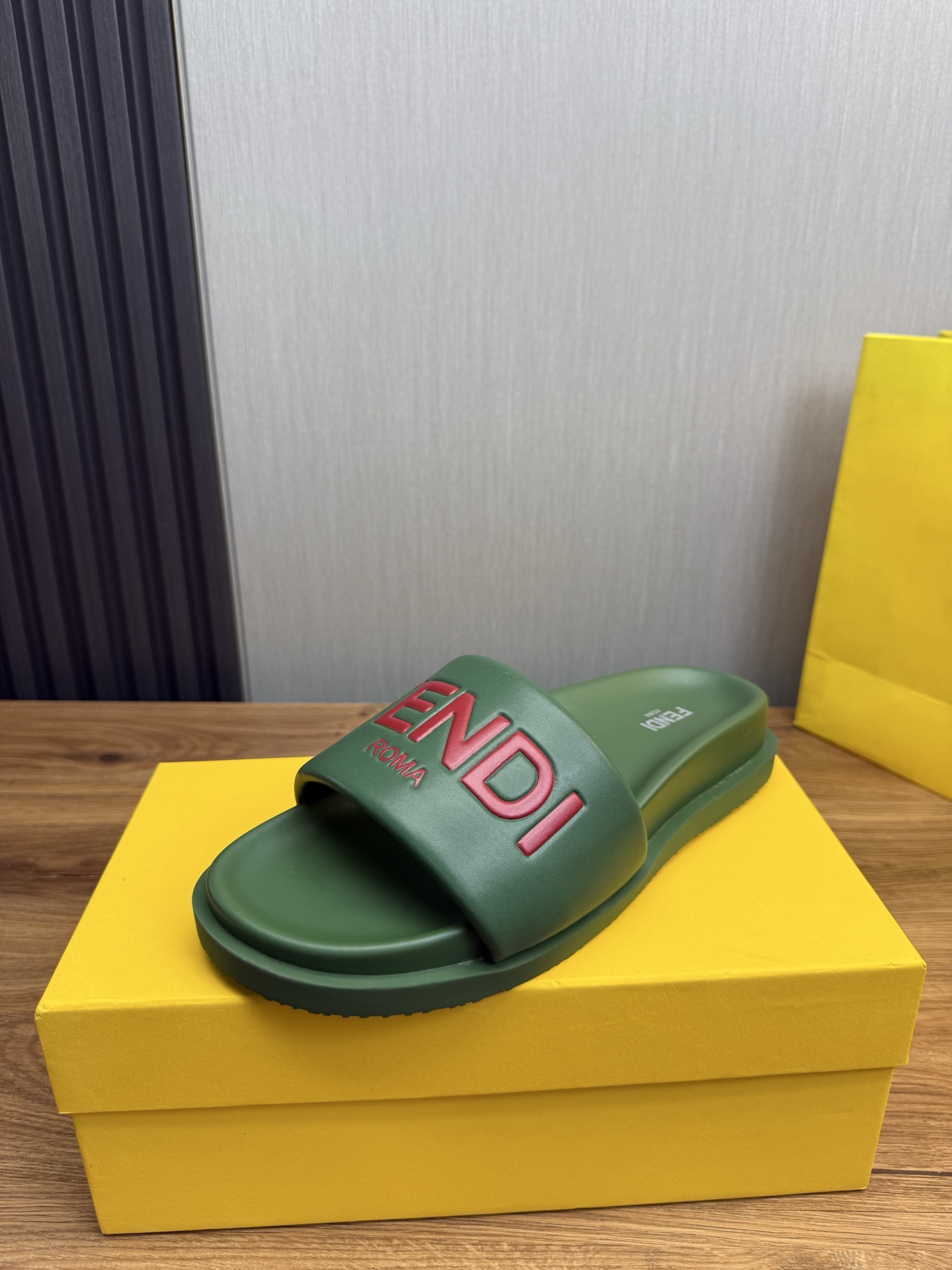 Fendi Shoes Slippers