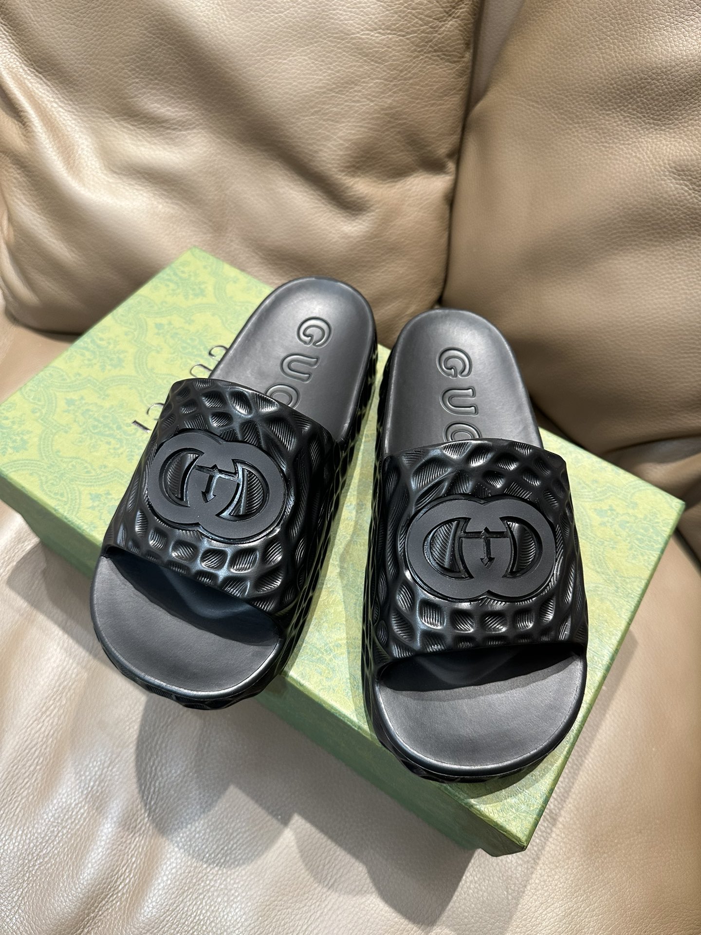 Gucci Shoes Double G slippers for couples