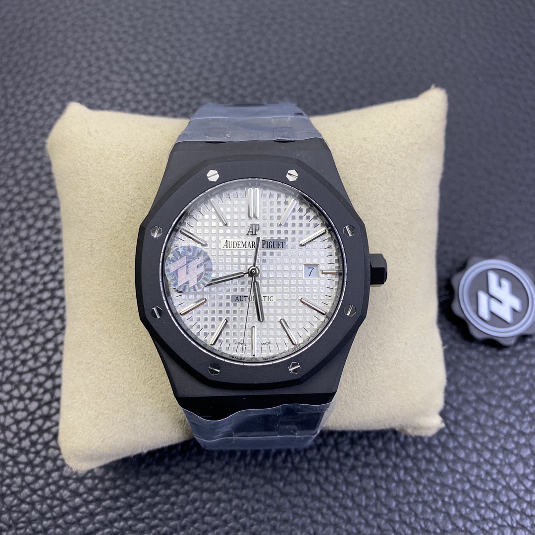 Audemars Piguet ROYAL OAK 15400 41mm