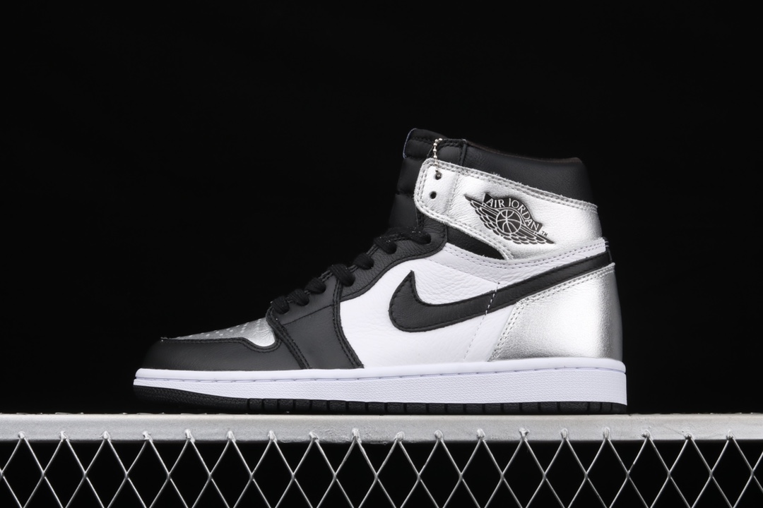 Air Jordan 1 High OG Wmns“Silver Toe” CD0461-001