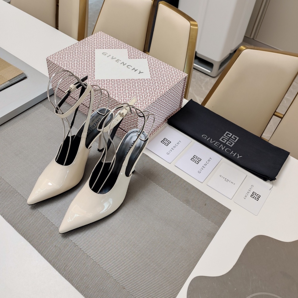 Givenchy Shoes Sandals Cowhide  10CM