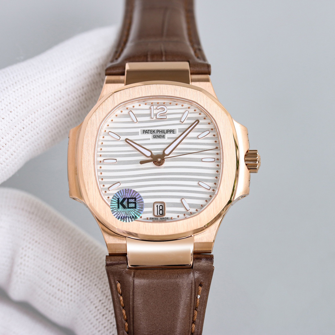 PATEK PHILIPPE NAUTILUS 7118 35.2mm