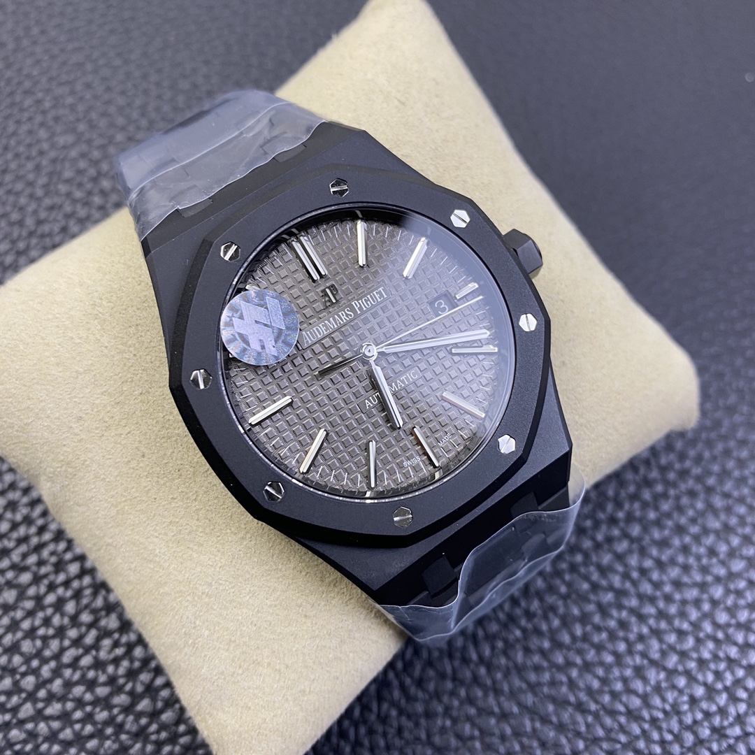 Audemars Piguet ROYAL OAK 15400 41mm