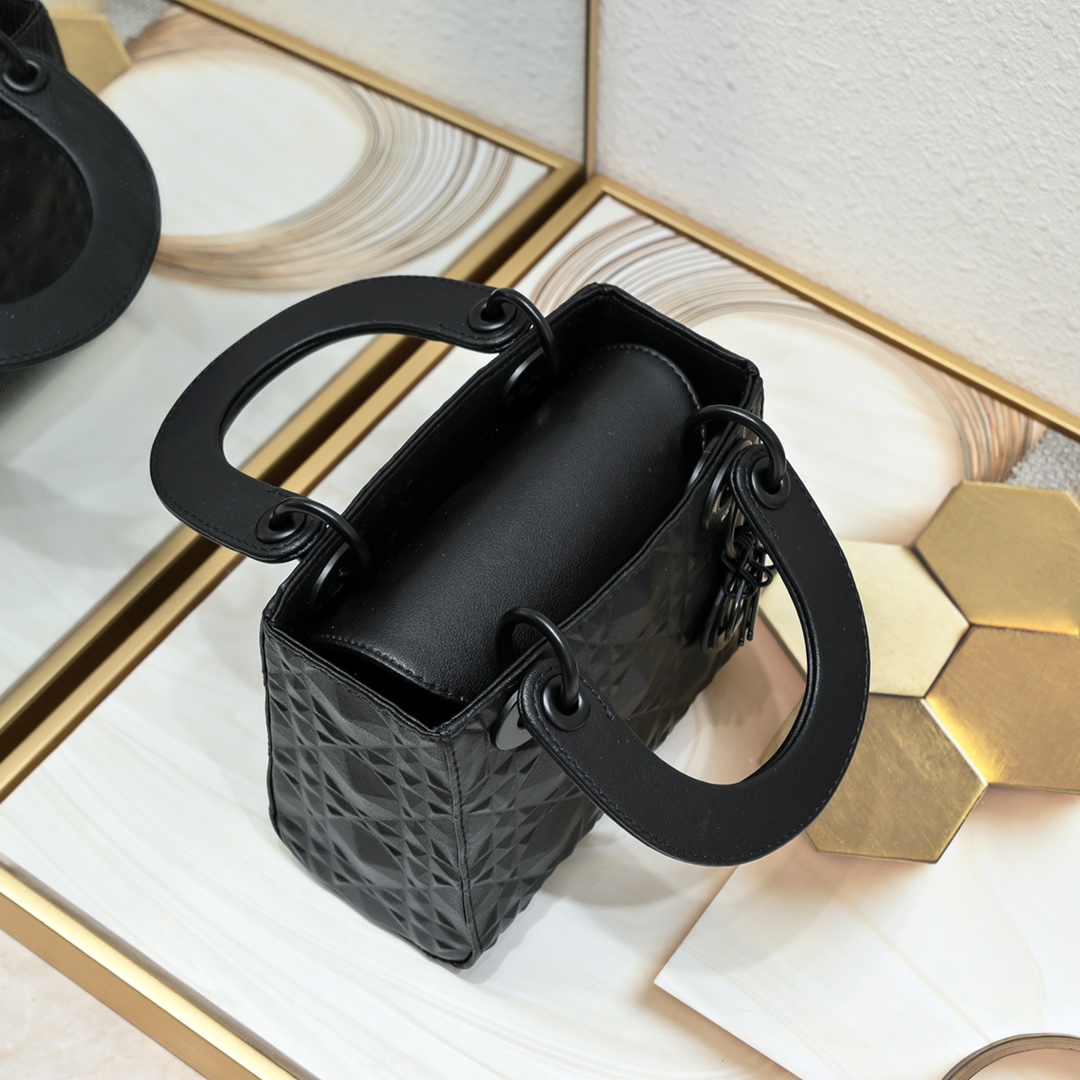 Mini Lady Dior Bag Black Diamond Motif 3002 XB081 17cm