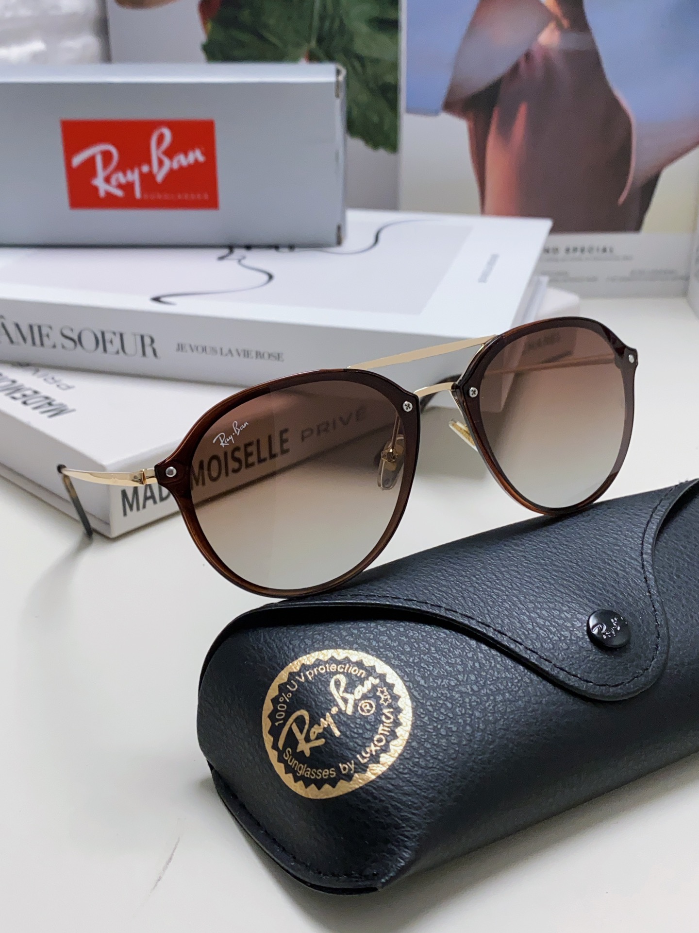 Ray-Ban Sunglasses RB4292