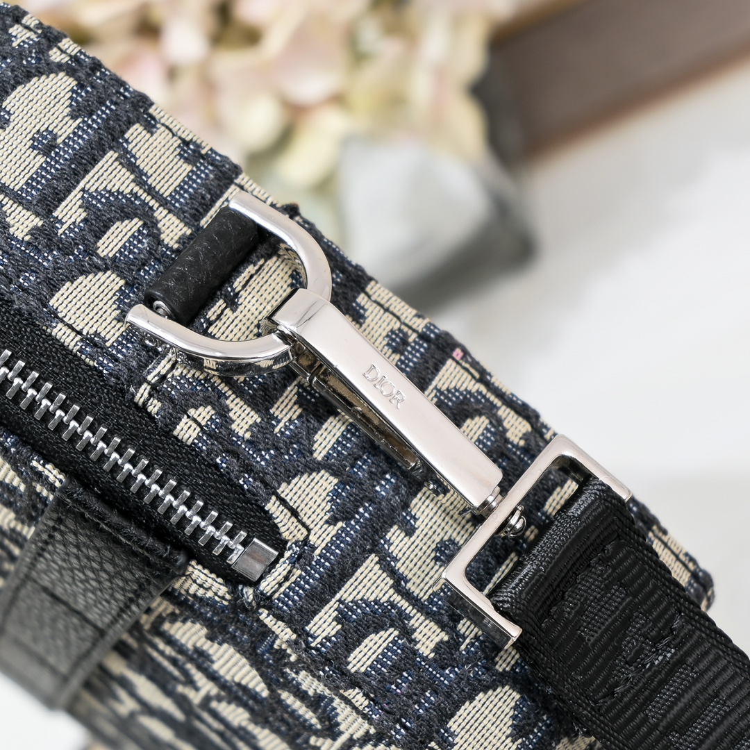 Dior Safari Messenger Bag 1020 XB081 22cm