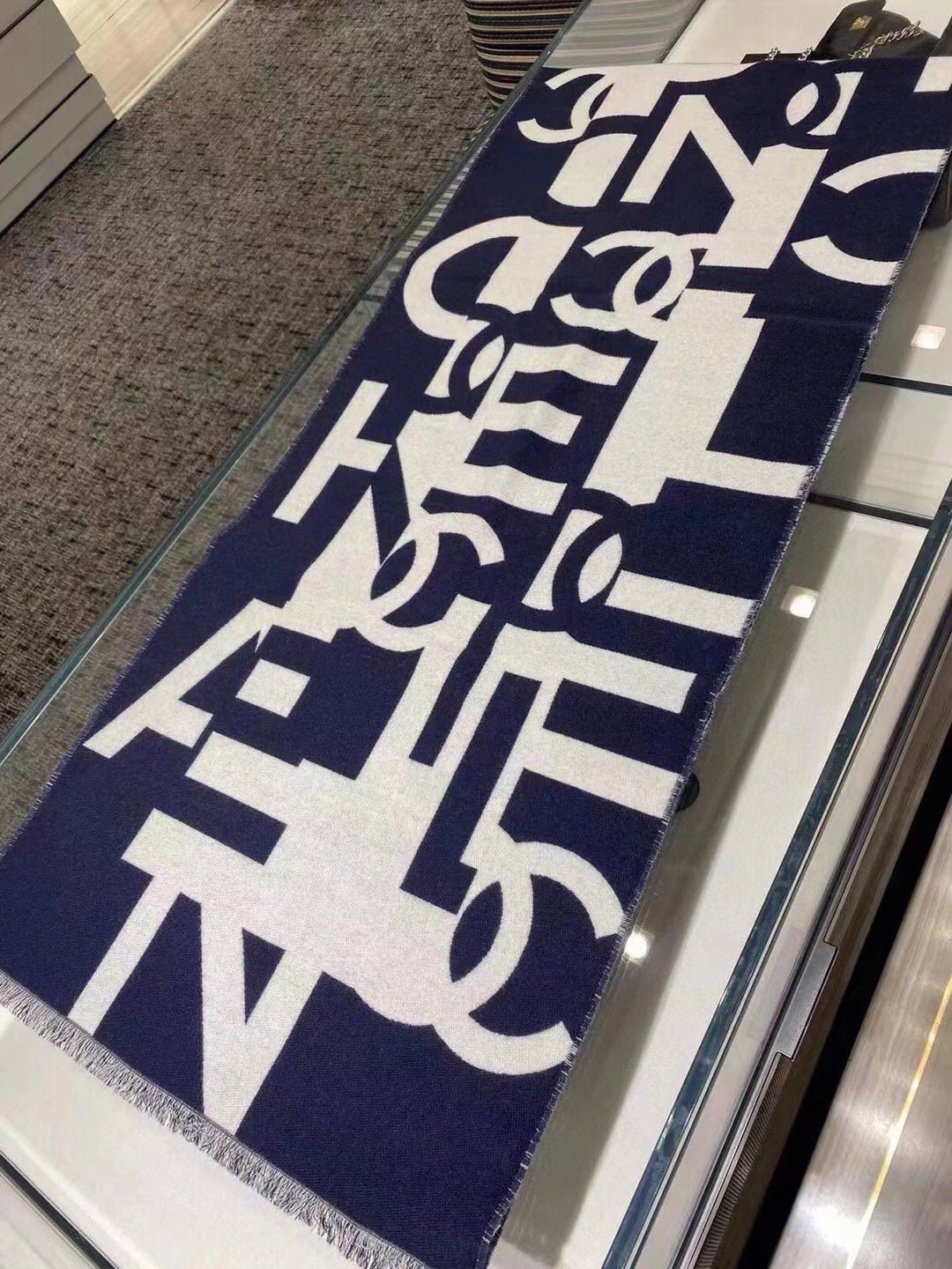 Chanel Scarf Monograph Logo 95% Sheep Wool 5% Silk 43*202cm Accessories